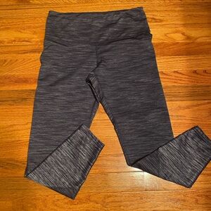 Old Navy Women’s Yoga Leggings Size L